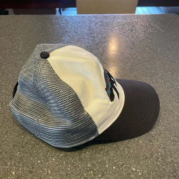 Patagonia Fitz Roy Bear Black Mesh Trucker Hat Snapback Classic Adult - Picture 2 of 6